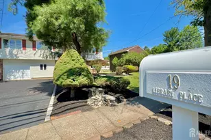 19 Library Pl, Edison, NJ 08820 - Photo 2