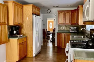 1859 W 5th Street W, Piscataway Township, NJ 08854 - Photo 18