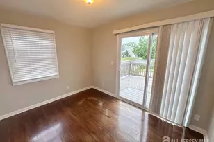 65 Oak St, Carteret, NJ 07008 - Photo 8