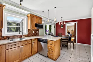 30 N Hamilton Ln, Plainsboro Township, NJ 08536 - Photo 10