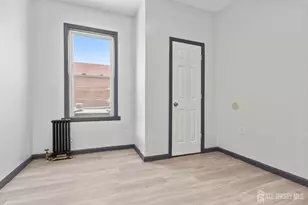 211 N 13th St, Newark, NJ 07107 - Photo 6