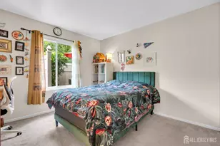44 Park Gate Dr Dr, Edison, NJ 08820 - Photo 16