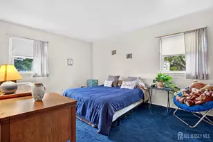 21 Sulliman Rd, Edison, NJ 08817 - Photo 14