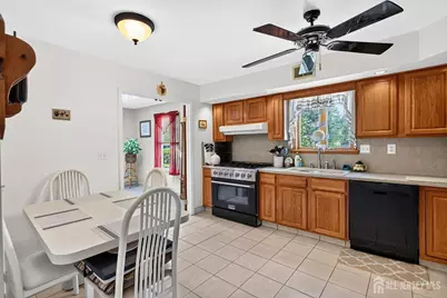 21 Sulliman Road, Edison, NJ 08817 - Photo 12
