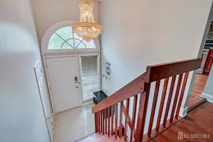4506 Stonehedge Rd, Edison, NJ 08820 - Photo 12