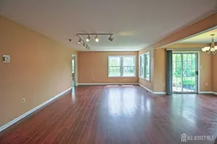 2A Bristol Ct, Monroe Township, NJ 08831 - Photo 2