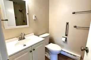 242 Marblehead Ln, Monroe Township, NJ 08831 - Photo 18