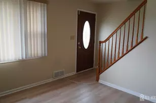 74 Warner St, Fords, NJ 08863 - Photo 2