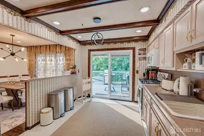 40 Winding Road, Iselin, NJ 08830 - Photo 16