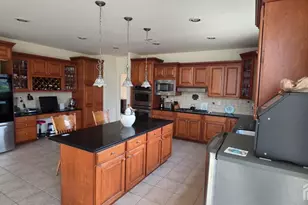 11 Angelo Ct, Monroe Township, NJ 08831 - Photo 10