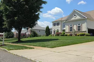 11 Angelo Ct, Monroe Township, NJ 08831 - Photo 4