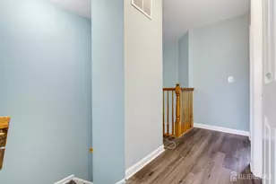 57 Victoria Dr, Franklin Township, NJ 08873 - Photo 18