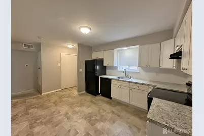316 Meadow Woods Lane, Lawrence Township, NJ 08648 - Photo 6