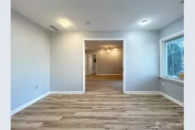 122 Vineyard Road, Edison, NJ 08817 - Photo 16
