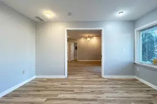 122 Vineyard Rd, Edison, NJ 08817 - Photo 16