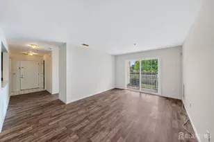 1313 Fernwood Ct, New Brunswick, NJ 08901 - Photo 8