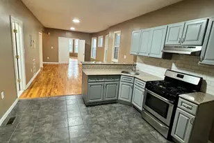 27 Alexander St, Newark, NJ 07106 - Photo 12