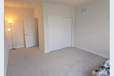 907 Greenland Square, Highland Park, NJ 08904 - Photo 2