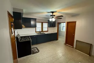 113 McWhorter St, Newark, NJ 07105 - Photo 2