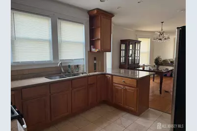 21 N 4th Avenue N, Highland Park, NJ 08904 - Photo 4