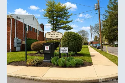 24 Woodedge Avenue #4, Edison, NJ 08817 - Photo 20