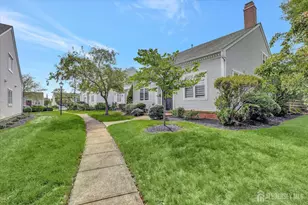 75 Winthrop Rd, Monroe Township, NJ 08831 - Photo 1