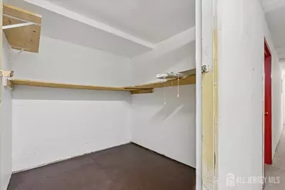 816 Cricket Lane, Woodbridge Township, NJ 07095 - Photo 20