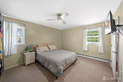 34 Ventnor Drive, Edison, NJ 08820 - Photo 18