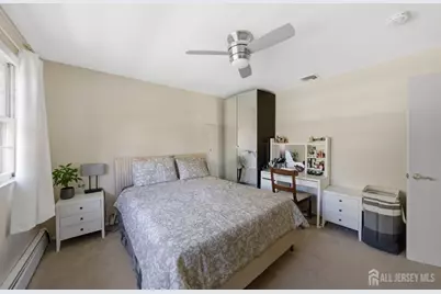 34 Ventnor Drive, Edison, NJ 08820 - Photo 16