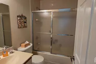 4 Wingate Ct, Monroe Township, NJ 08831 - Photo 18
