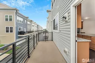 26 Fleet St, North Brunswick Township, NJ 08902 - Photo 10