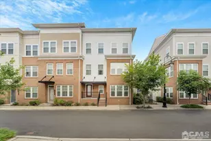 26 Fleet St, North Brunswick Township, NJ 08902 - Photo 1