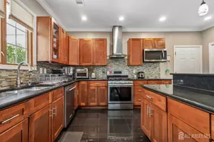 266 Fresh Ponds Rd, South Brunswick Township, NJ 08831 - Photo 6