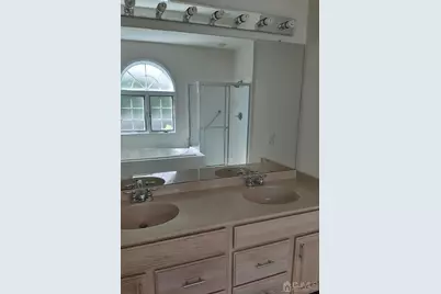 52 Westminster Drive, Monroe Township, NJ 08831 - Photo 18