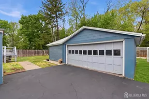 1 Park Pl, North Brunswick Township, NJ 08902 - Photo 34