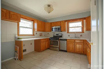 373 Hyatt Street, Avenel, NJ 07001 - Photo 20