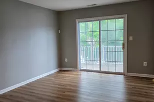 14 Central Square Park, Metuchen, NJ 08840 - Photo 12