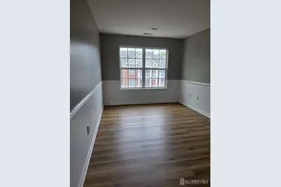 14 Central Square Park, Metuchen, NJ 08840 - Photo 6