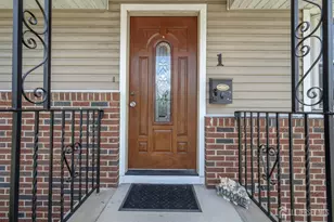 1 Veprek Ln, South Hackensack, NJ 07606 - Photo 2