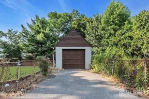 402 Ryders Ln, East Brunswick Township, NJ 08816 - Photo 18