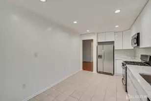 2103 Ackmen Ct, Bridgewater, NJ 08807 - Photo 12