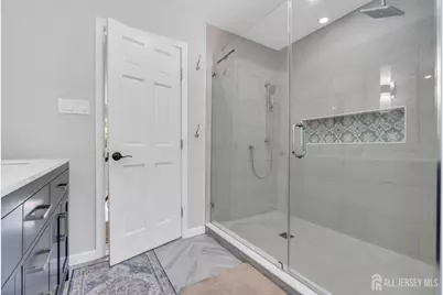 559 Colonia Boulevard, Colonia, NJ 07067 - Photo 44
