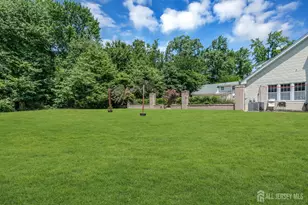 559 Colonia Blvd, Colonia, NJ 07067 - Photo 64