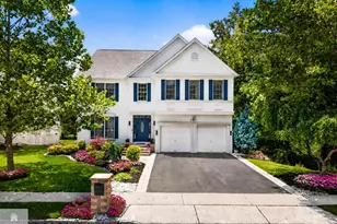 15 McGinnis St, East Brunswick Township, NJ 08816 - Photo 2