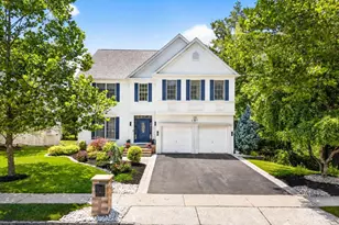 15 McGinnis St, East Brunswick Township, NJ 08816 - Photo 4