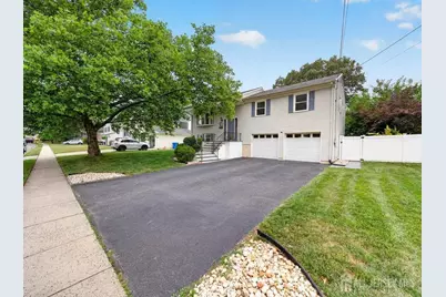 961 Linwood Place, North Brunswick Township, NJ 08902 - Photo 2