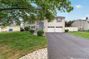 961 Linwood Pl, North Brunswick Township, NJ 08902 - Photo 1