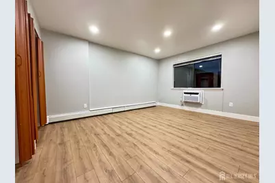 1032 Cricket Lane, Woodbridge Township, NJ 08095 - Photo 16