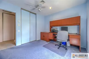 301 Yardley Dr, Monroe Township, NJ 08831 - Photo 20