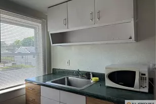 423 Cedar Ave, Highland Park, NJ 08904 - Photo 14